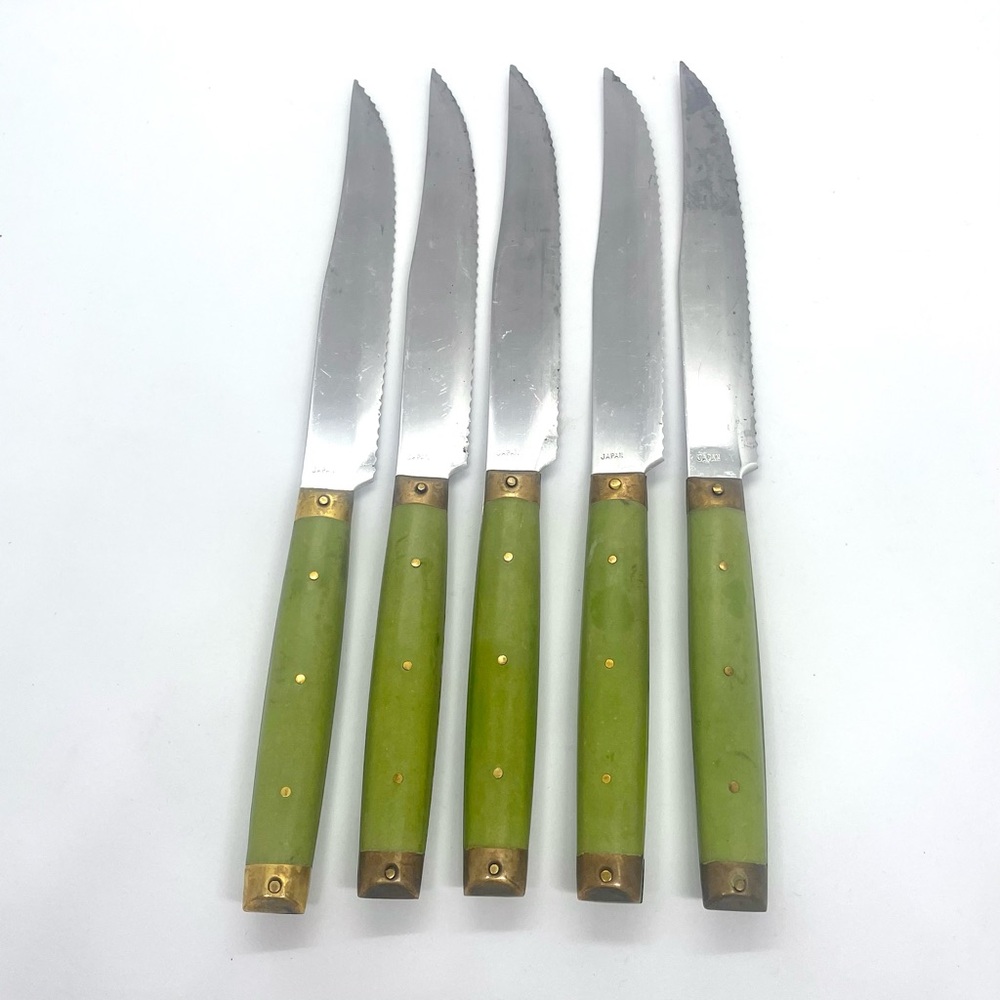 Vintage Melron Style Hanford Steak Knives Green Bakelite & Brass Bolsters Japan